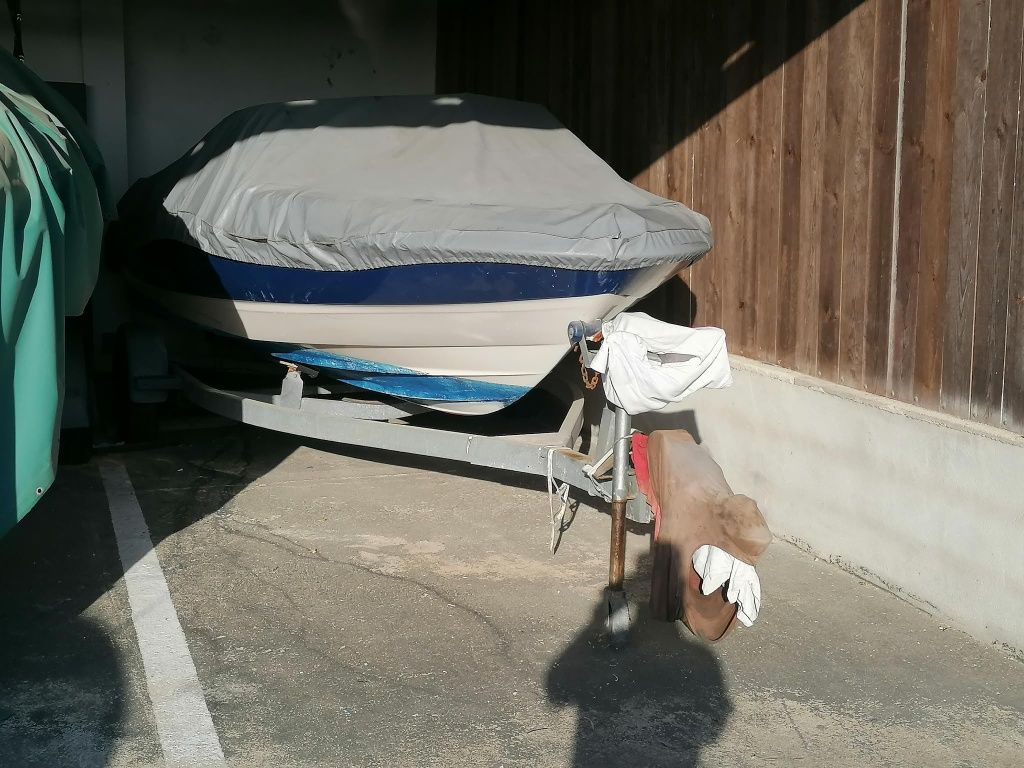 Bayliner Capri 1750 LS de 1999 motor mercury 3.0