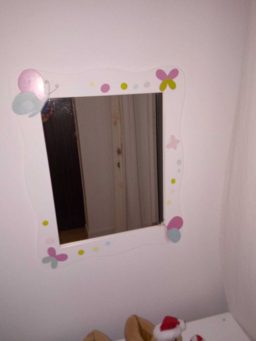 Sapateira mais espelho de criança