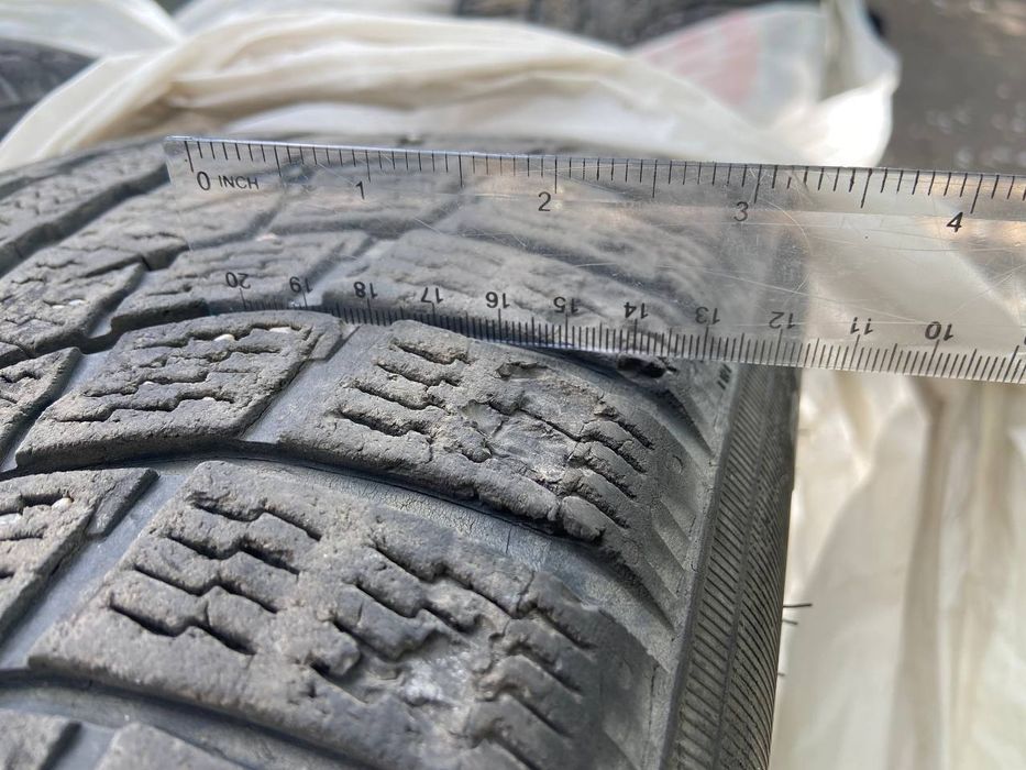 Nokian WR4 зима 235/45 R18