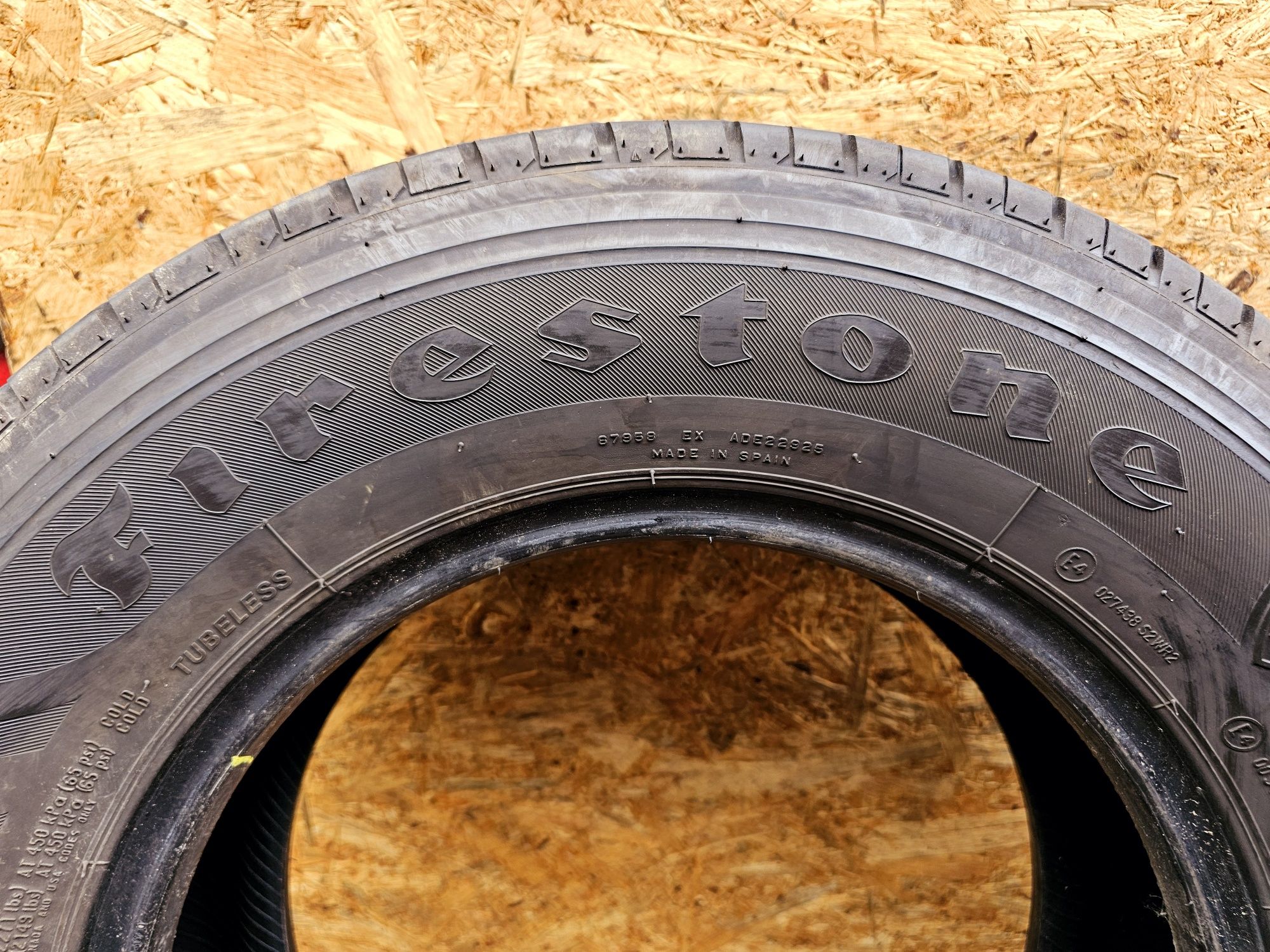 Idealne!!  8,8mm. 215/70 r15C Firestone Vanhawk 2. 4718