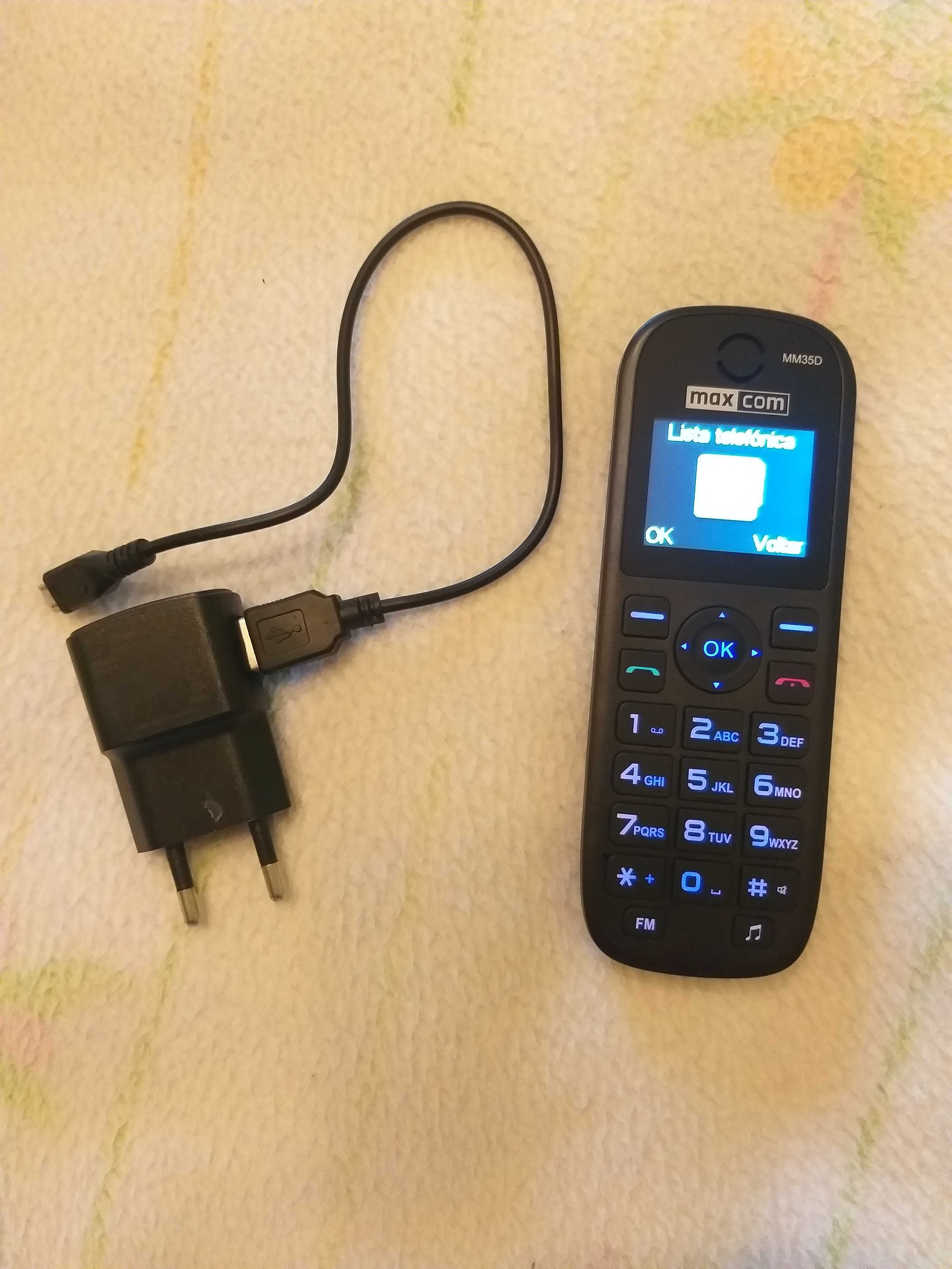 Telemóvel e Telefone sem fios MAXCOM Comfort MM35D