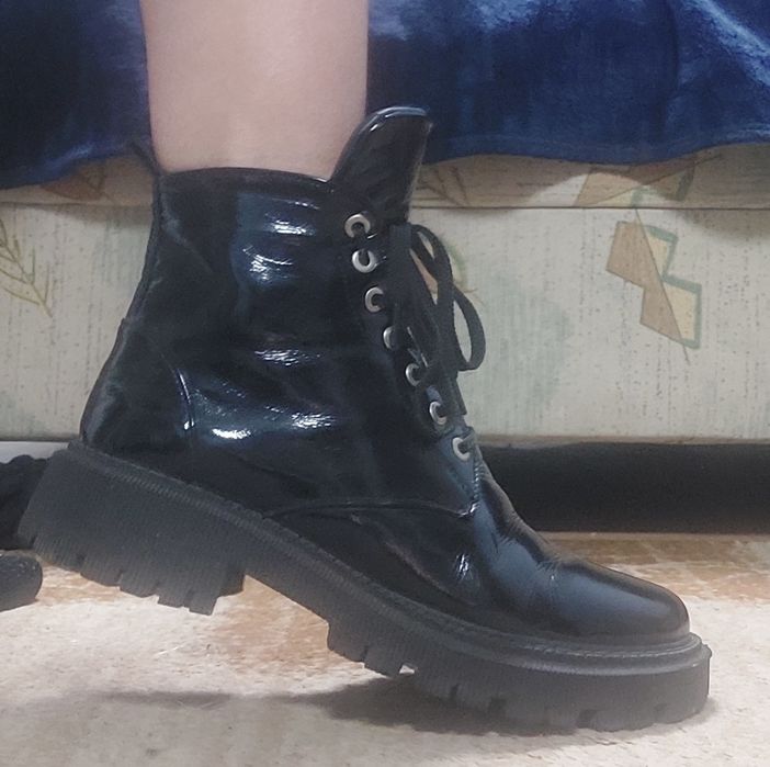 Ботинки лакові натуральні
