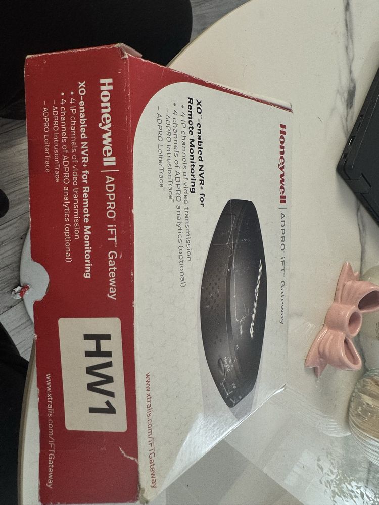 Honeywell AdPro iFT gateway, mostek AI, xtralis