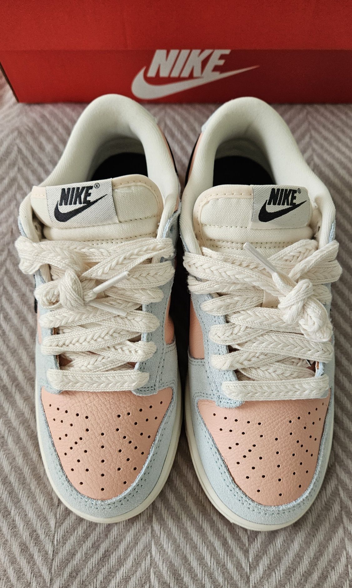 Кросівки кросовки Nike Dunk Low у яскравому дизайні. Оригінал.