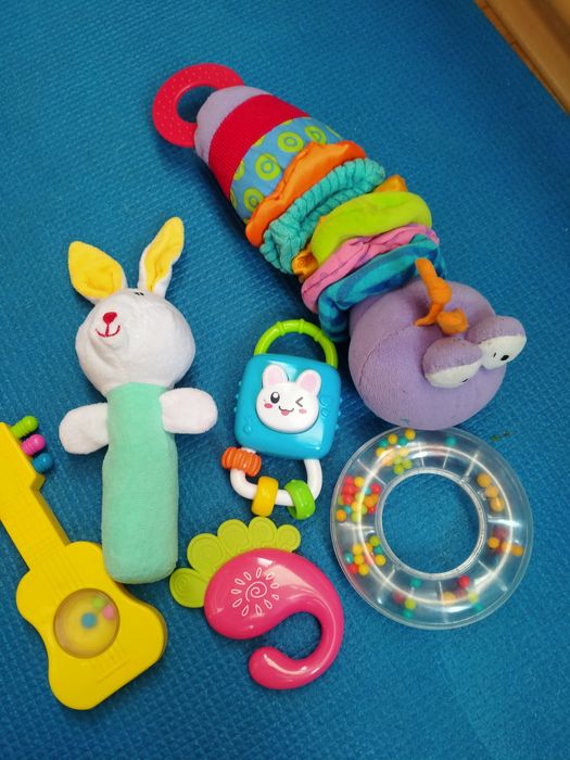 Розвиваючі іграшки