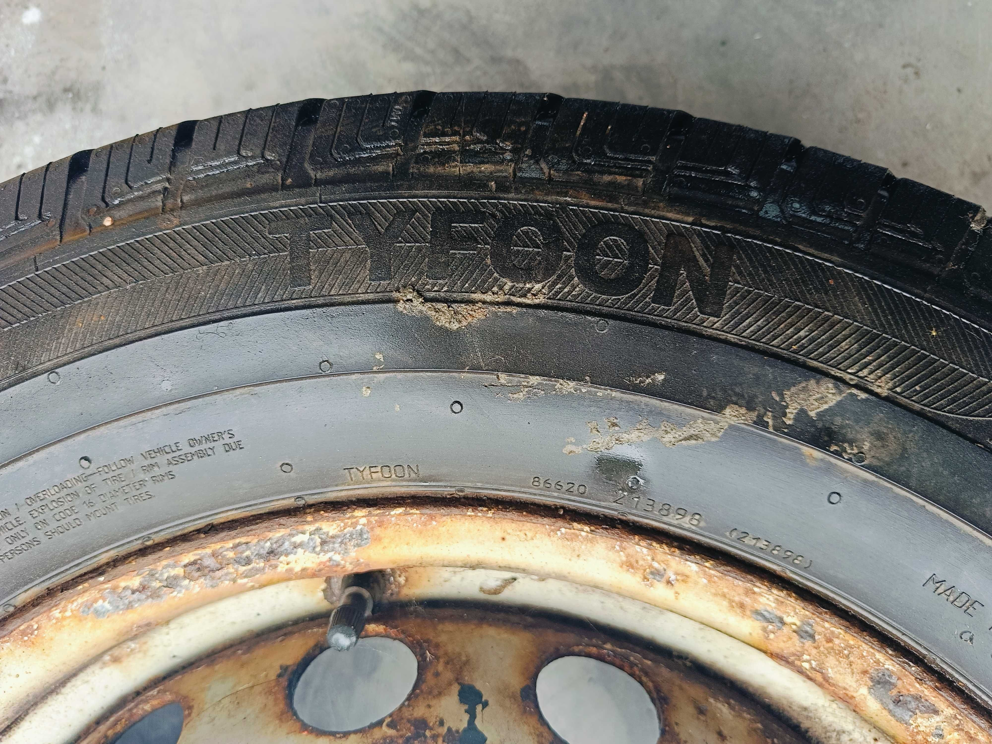 Felga stalowa 6.5x16" 5X130 Opona 225/65R16C Tyfoon z 2018roku