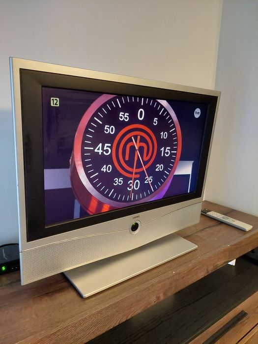 Niemiecki telewizor Loewe 37 cali