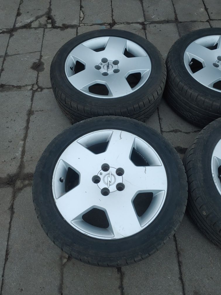 Продам комплект дисків з шинами opel