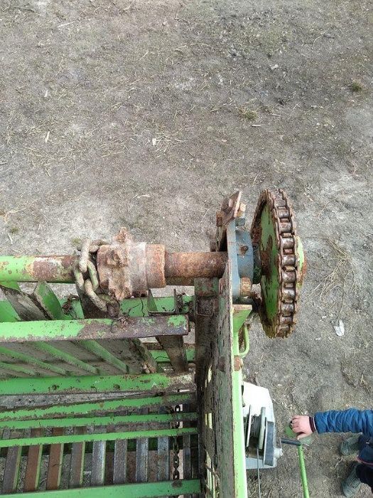 Комбайн бурякозбиральний Stoll V100