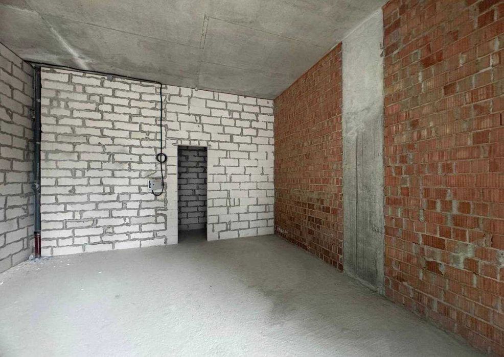 Оренда фасадного приміщення 40м2,  вул. Замарстинівська, Avalon Yard