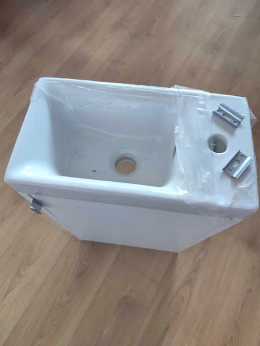 Szafka z umywalką wisząca zestaw Atrato 40x22 biała Cersanit