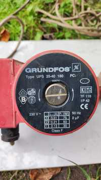 Pompa obiegowa wody grundfos ups 25 40