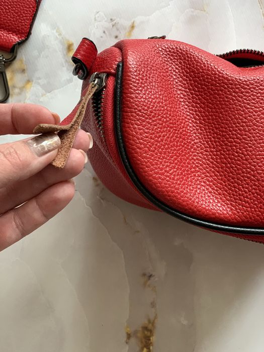 Кожаная красная бананка