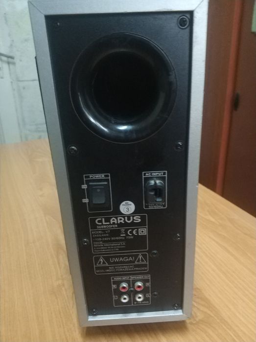 Subwoofer clarus