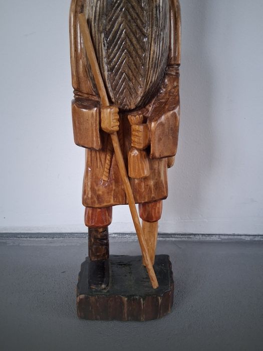 Rzeźba ludowa 38 cm