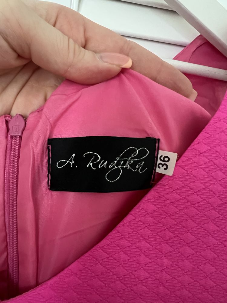Elegancka sukienka na wesele XS Różowa A.Rudzka wizytowa neonowa