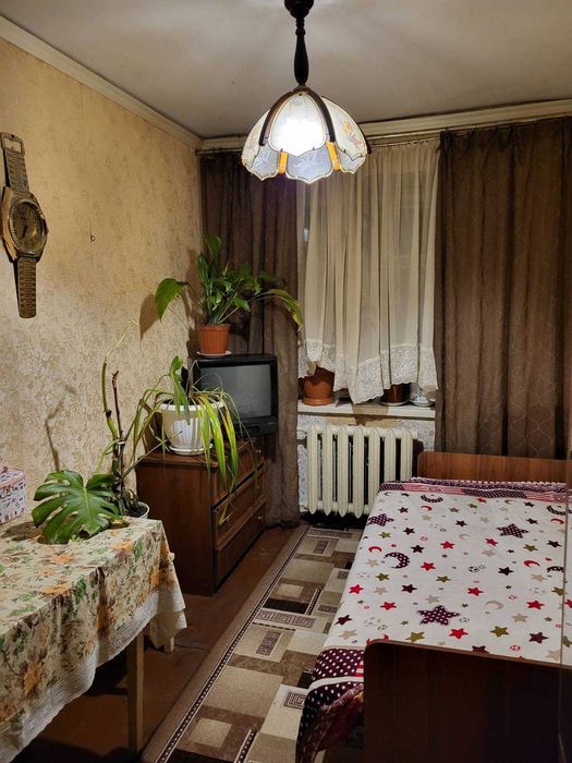 Здам кінату 10кв.м. на вул.Шклярука/пл.Толбухіна