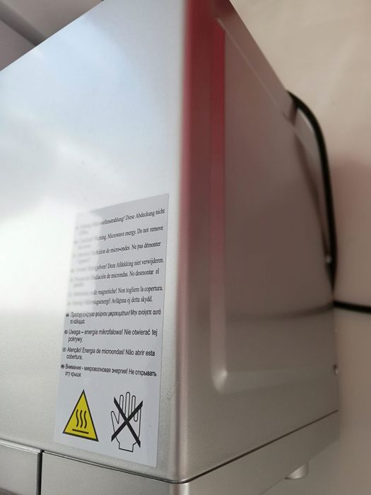 CANDY CMG2071DS Kuchenka mikrofalowa z grillem 20L 700 W/Gril: 900 W