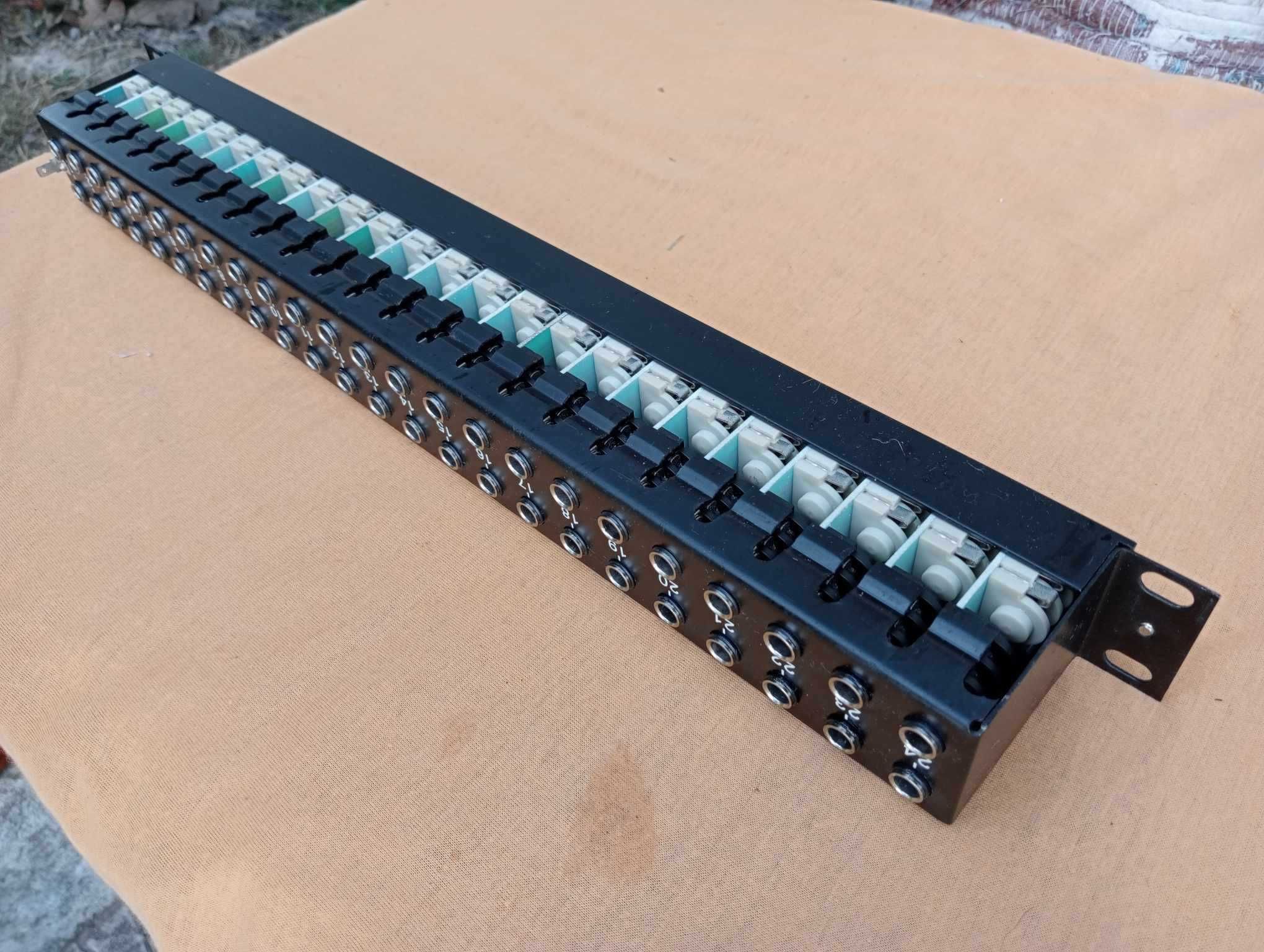 Neutrik Rean NYS SPP-L1 Patch bay