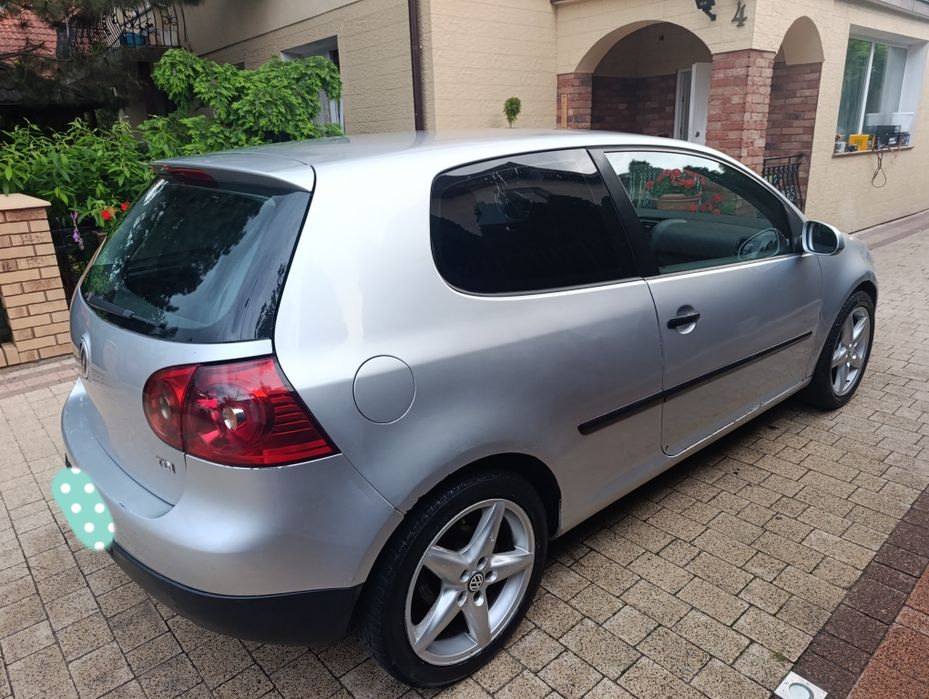 Golf 2.0 TDI/3D-SportLine-Alu* Ładny