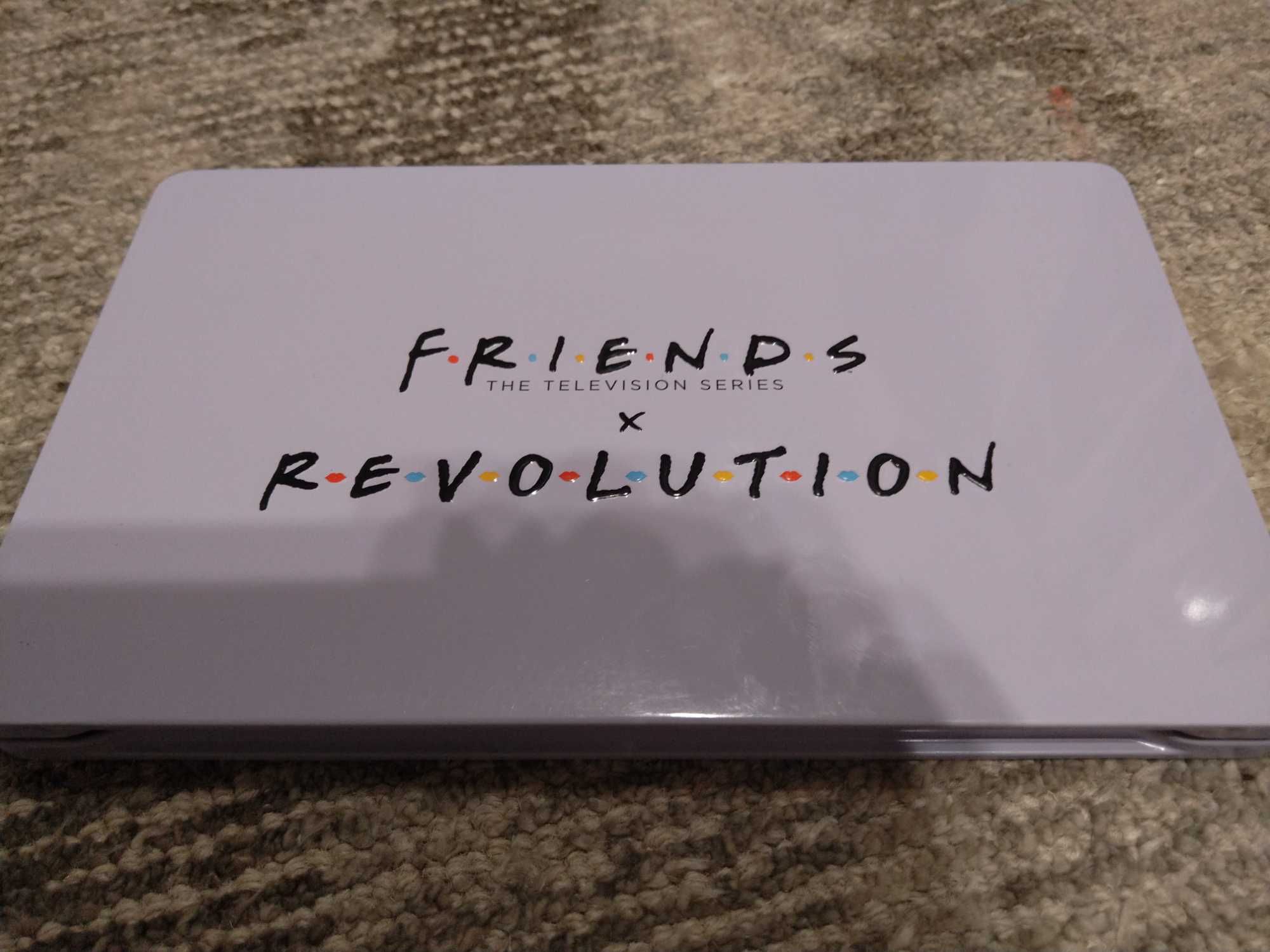 Paleta cieni Makeup Revolution Friends Nowa