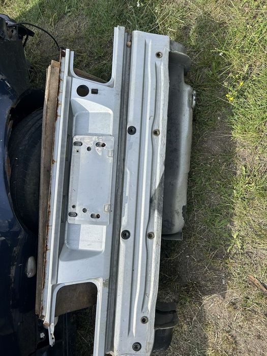 pas tylny europa mercedes r129 sl