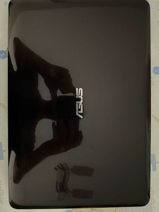 ASUS X556UQ (без hdd)