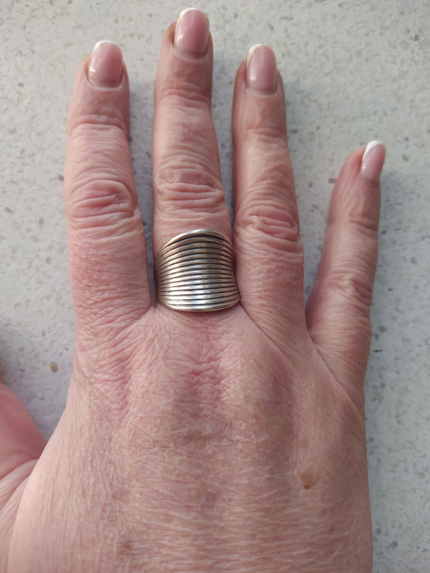 Кольцо серебро размер 19.5 в идеале