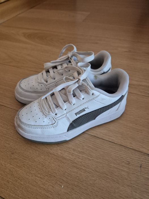 Sapatilhas Puma criança branca