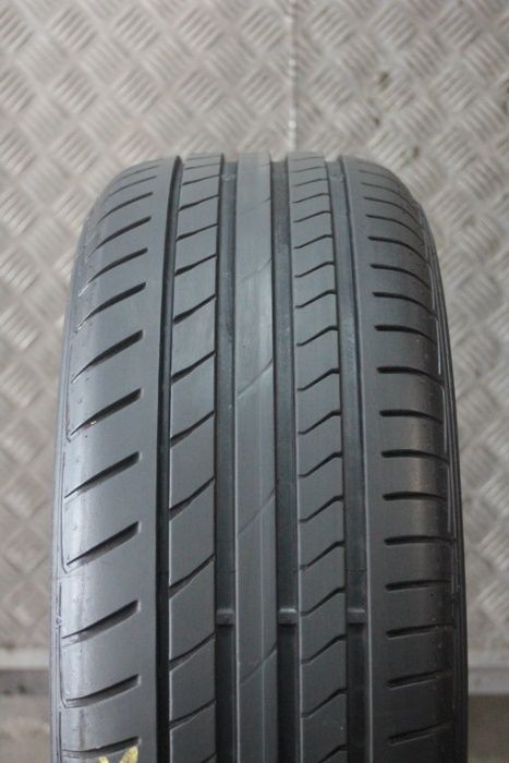 205/55/16 Dunlop Sport Maxx RT 205/55 R16