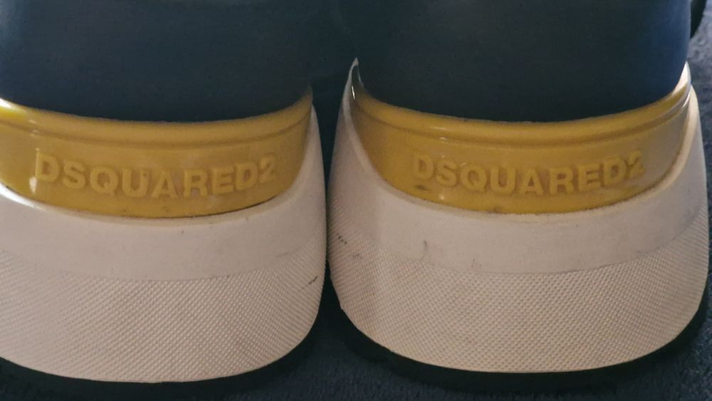 Кросівкі DSQUARED2 черного коліру