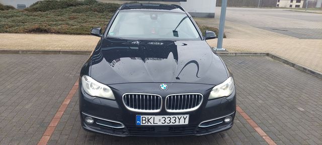 BMW Seria 5 BMW F11 525d Xdrive Luxry Line 2013 rok