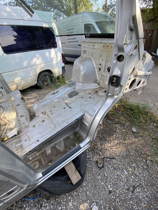 Кузов Спрінтер 906 Крафтер криша лонжерон крило арка Sprinter Crafter