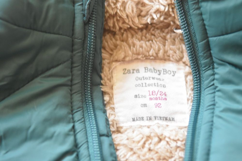 Kurtka ZARA z kożuszkiem z serii BabyBoy w rozmiarze 92 (18-24 mce)
