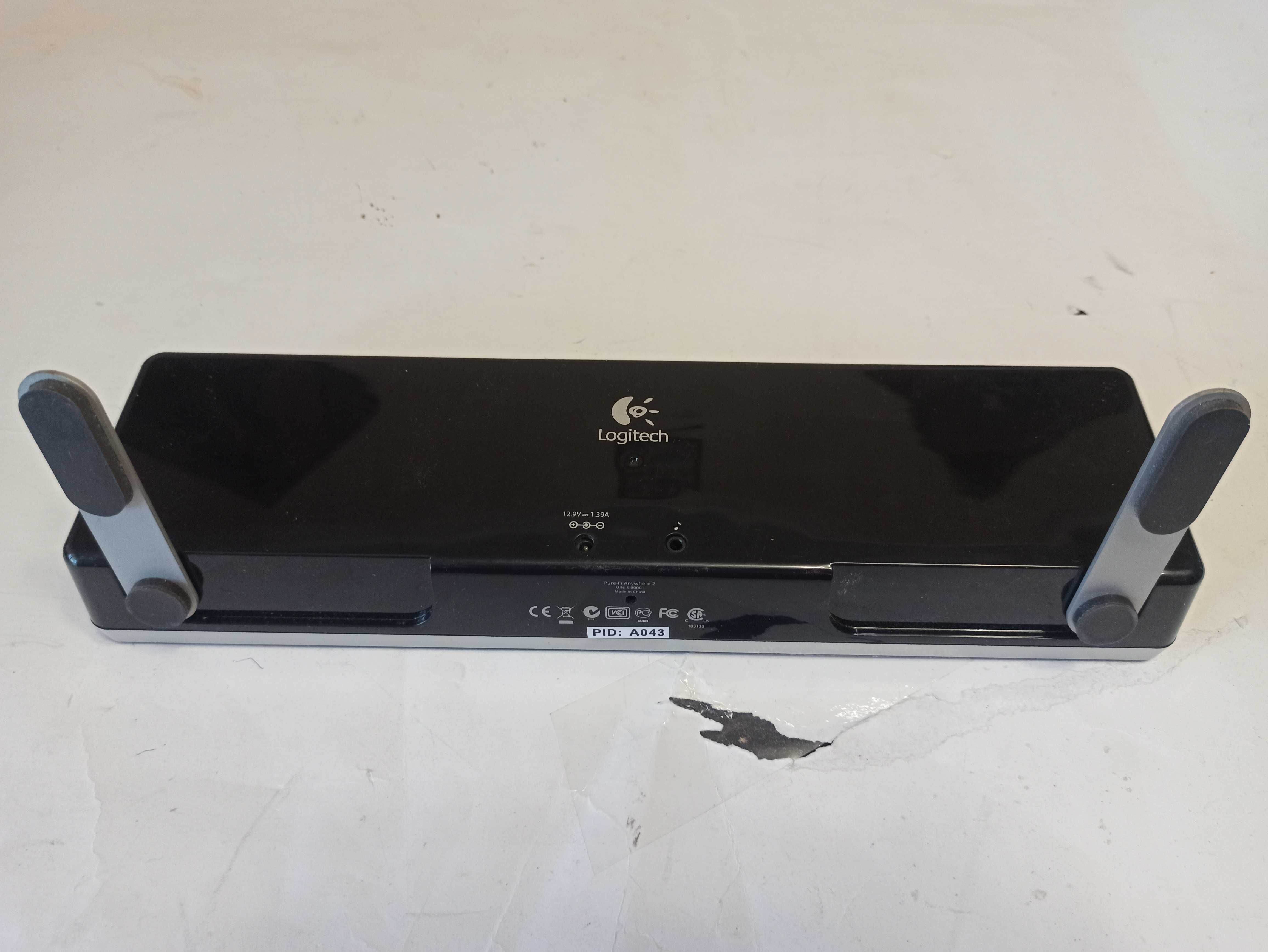 Logitech Pure-Fi Anywhere 2