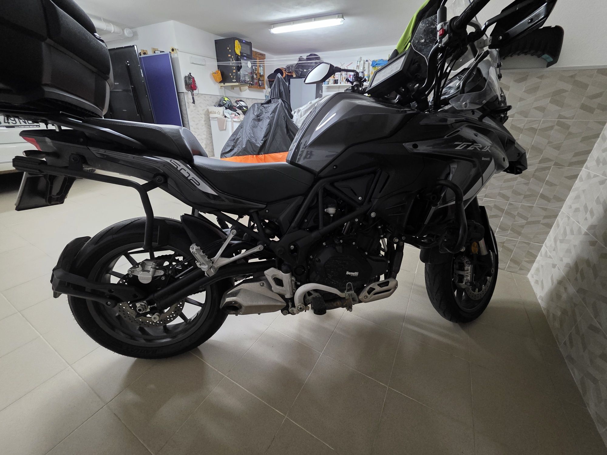 Moto TRK 502 - poucos KMs