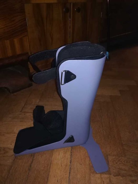 Деротационный сапожок ортопедический