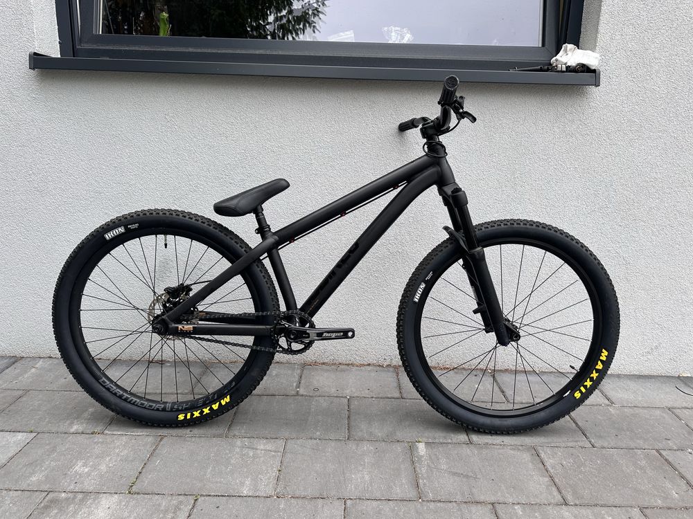 Rower Dirt Street NS BIKES Decade V2 super stan Jak nowy bdb osprzęt