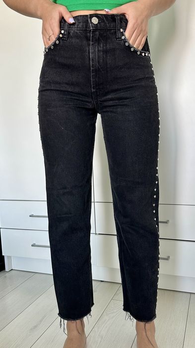 Жіночі чорні джинси від бренду ZARA