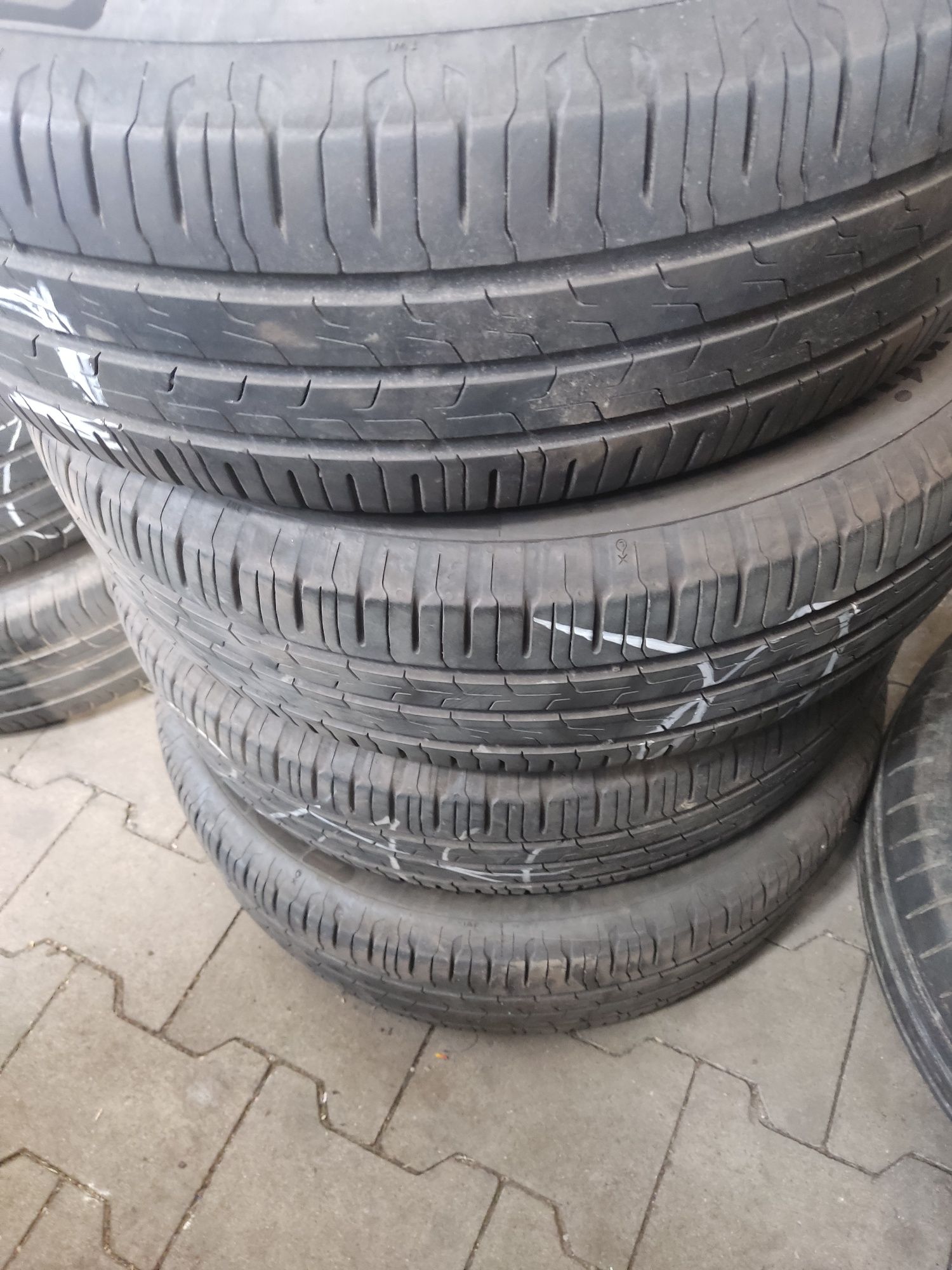 Opony letnie 2 szt. 185/65r15 Continental Eco contact 6.