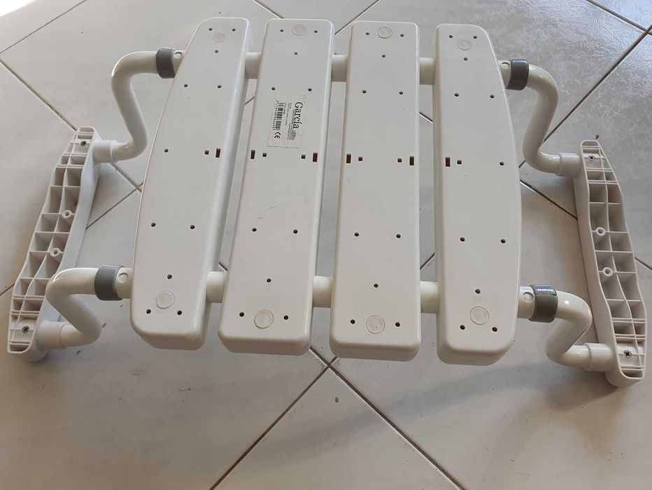 Banco / Assento Geriátrico para Banheira - García