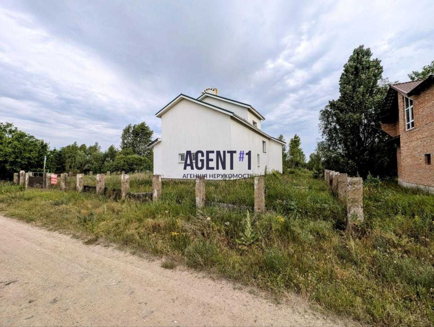 Продаж будинку 243 кв.м.  в СТ Глядин, с. Хотянівка.