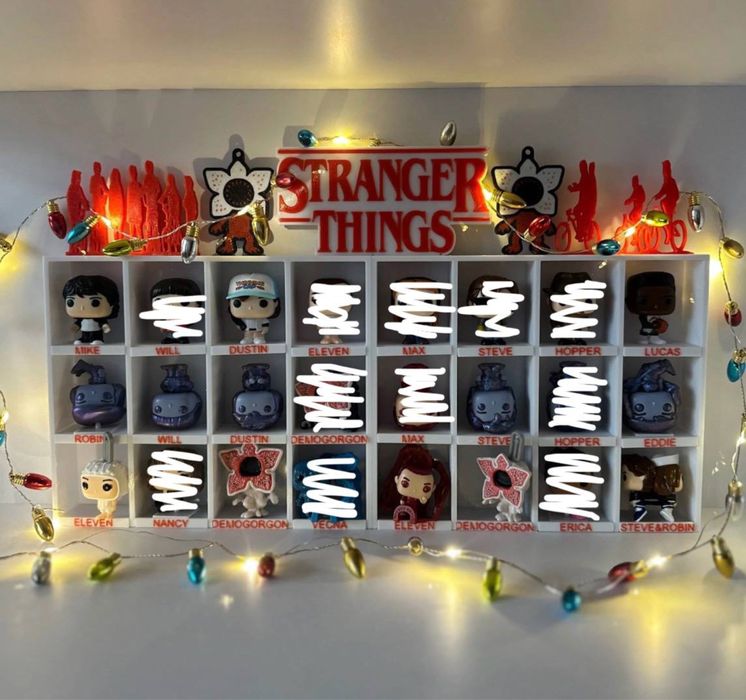 Обмен фигурками Очень странные дела, все что не закрашены интересуют