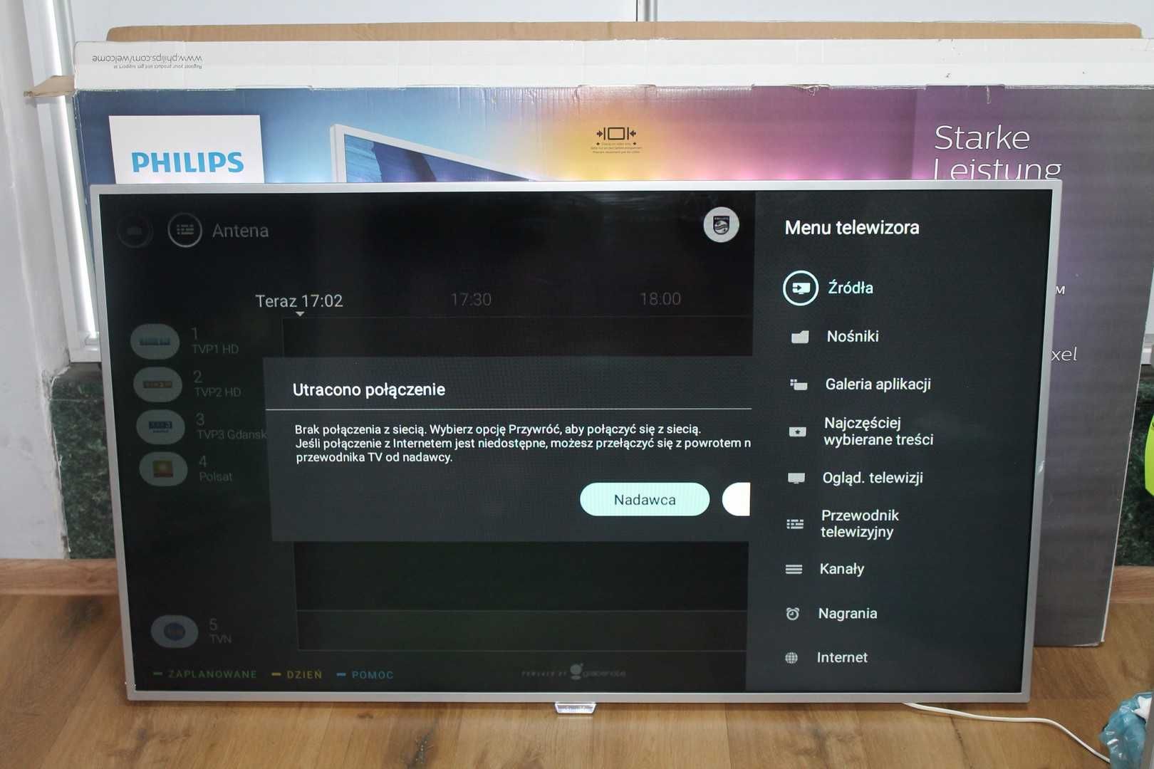 Telewizor PHILIPS 55PFT6550/12  komplet