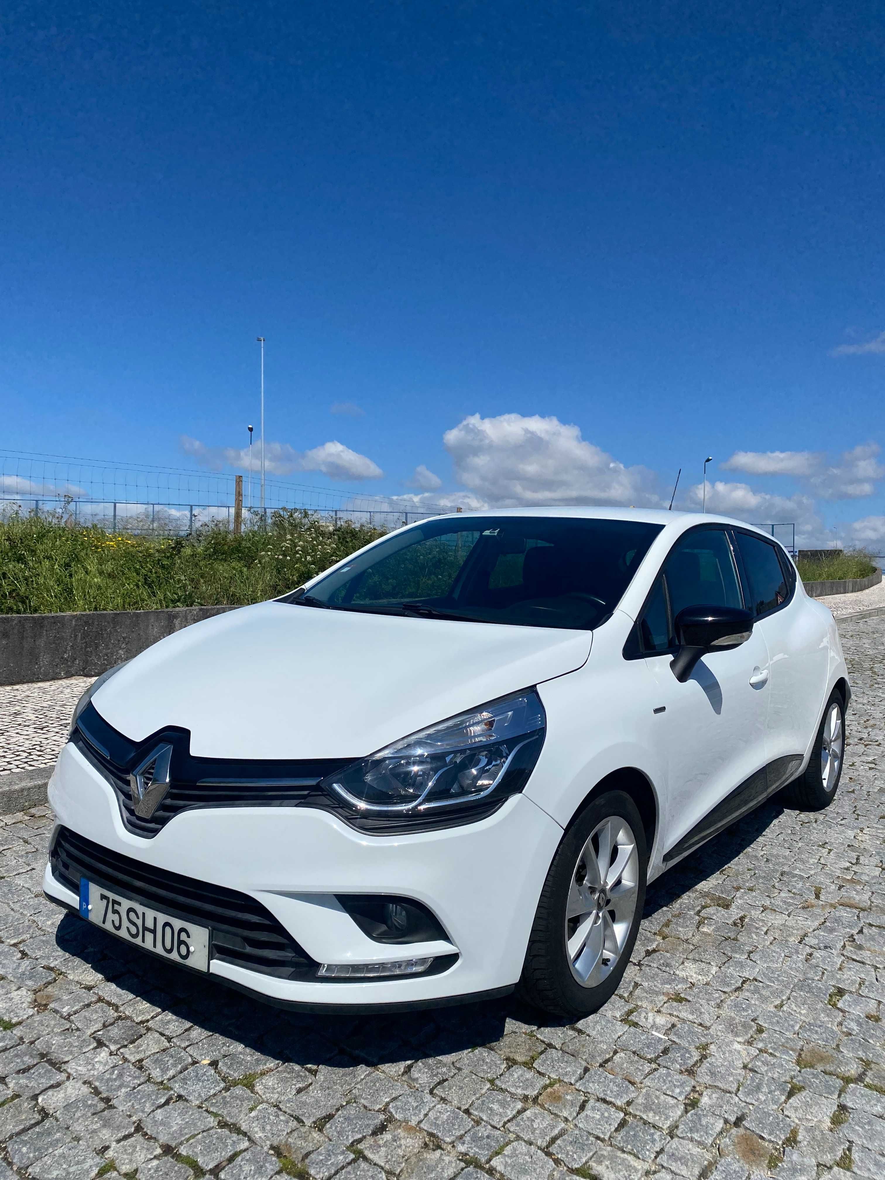 Clio TCe Limited 0.9