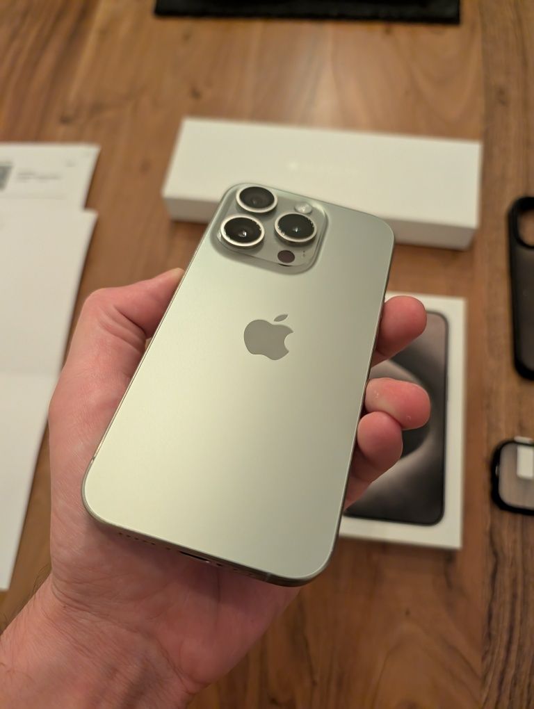 iPhone 15 Pro 128 com garantia