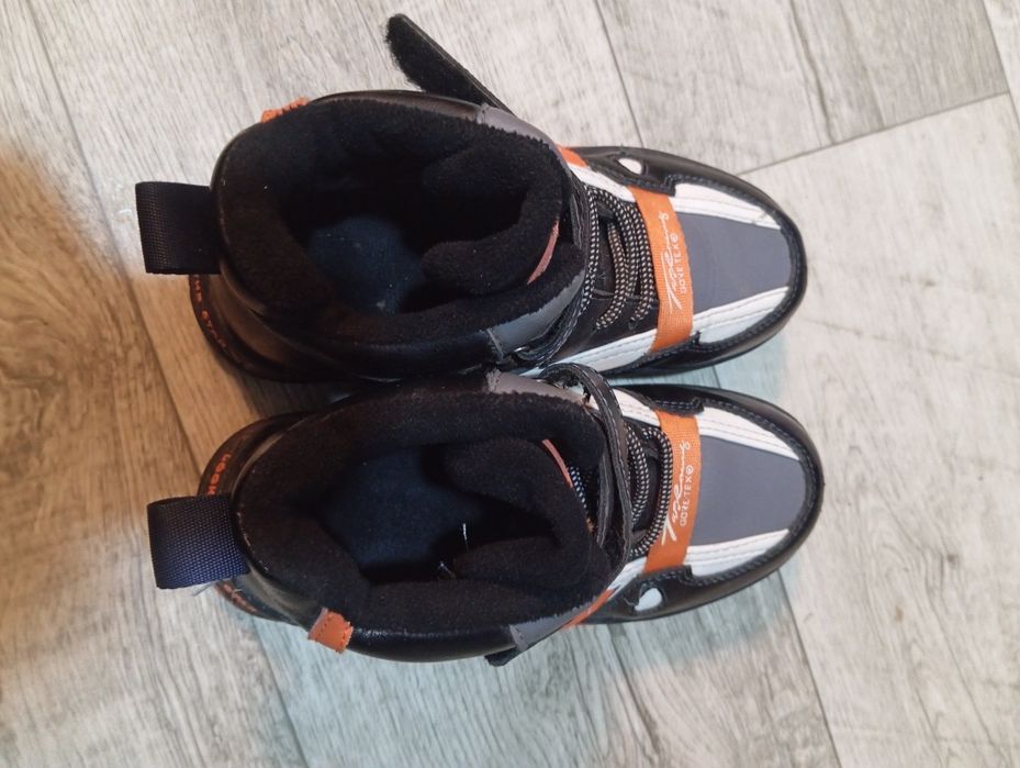 Продам Демі взуття для хлопчика 32 розмір