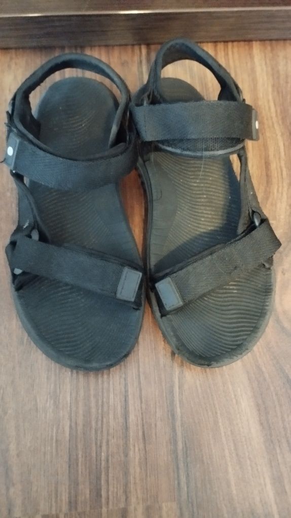 Sandały Hi-Tec rozmiar 37 plaża trekking Apodis Teen Black