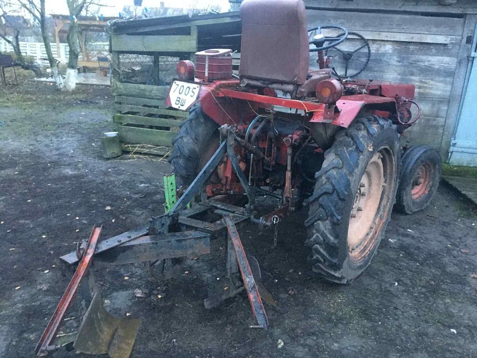Продам Трактор т25