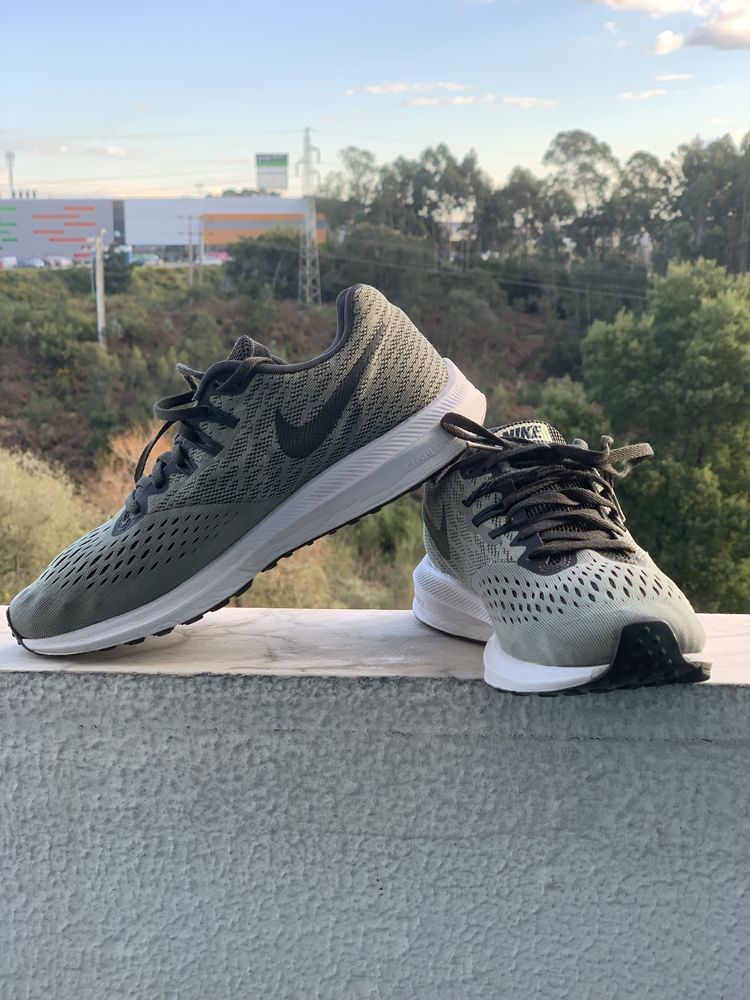 Sapatilhas Nike Zoom Winflo 4 Mulher
